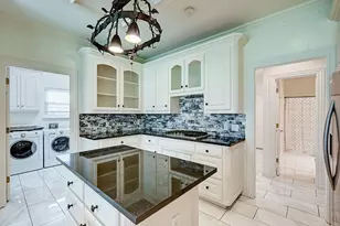 2804 Vermont Ct, Arlington, TX 76001 - Photo 9