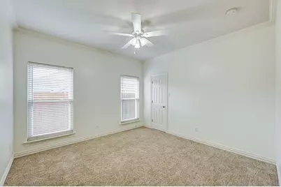 2804 Vermont Court, Arlington, TX 76001 - Photo 33