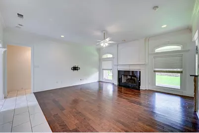 2804 Vermont Court, Arlington, TX 76001 - Photo 29