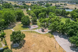 1352 Bateman Ln, Celina, TX 75009 - Photo 19