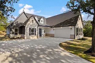 5609 Thousand Oaks Dr, Joshua, TX 76058 - Photo 3