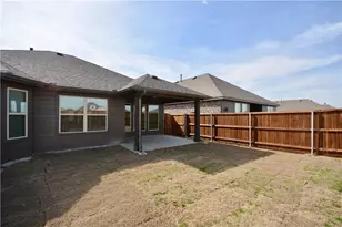 1921 Steppe Trl Dr, Aubrey, TX 76227 - Photo 17
