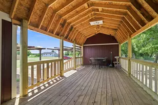 933 Scott, Honey Grove, TX 75446 - Photo 13