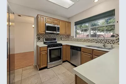 606 Berkley Drive, Grapevine, TX 76051 - Photo 9