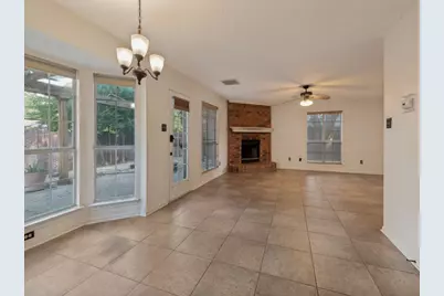606 Berkley Drive, Grapevine, TX 76051 - Photo 3