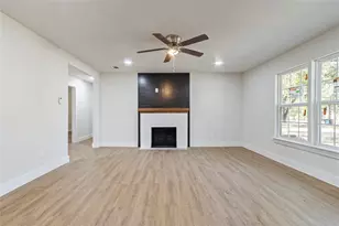 2029 Lynnhaven Rd, Fort Worth, TX 76103 - Photo 5