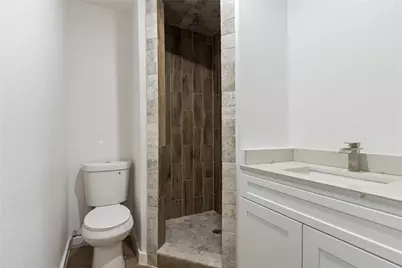 2029 Lynnhaven Road, Fort Worth, TX 76103 - Photo 9