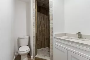 2029 Lynnhaven Rd, Fort Worth, TX 76103 - Photo 9
