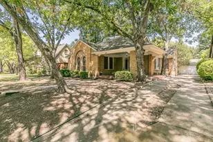 2209 Warner Rd, Fort Worth, TX 76110 - Photo 3