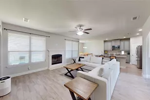 5205 Shelter Point Ct, Mansfield, TX 76063 - Photo 5