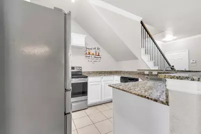 1523 Cozy Drive, Fort Worth, TX 76120 - Photo 9
