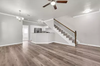 1523 Cozy Drive, Fort Worth, TX 76120 - Photo 5