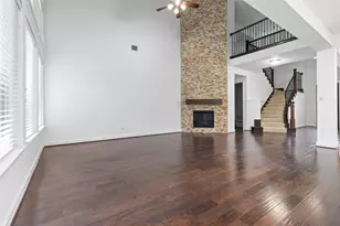 1009 Peacock Blvd, Carrollton, TX 75007 - Photo 9