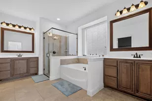 1008 Freesia Dr, Little Elm, TX 75068 - Photo 17