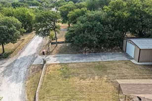 259 Dock St, Bridgeport, TX 76426 - Photo 15