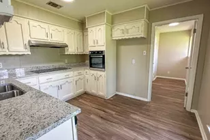 120 W Deport St, Detroit, TX 75436 - Photo 13