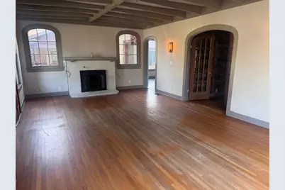 908 Fitzhugh Avenue, Paris, TX 75460 - Photo 3