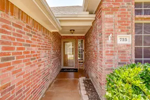 725 Snapper Dr, Burleson, TX 76028 - Photo 5