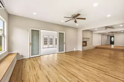 10419 Royalwood Drive, Dallas, TX 75238 - Photo 11