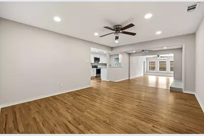 10419 Royalwood Drive, Dallas, TX 75238 - Photo 5