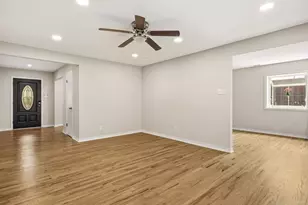 10419 Royalwood Dr, Dallas, TX 75238 - Photo 7