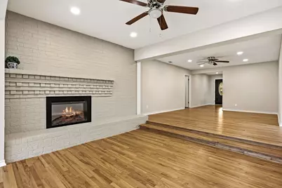 10419 Royalwood Drive, Dallas, TX 75238 - Photo 9