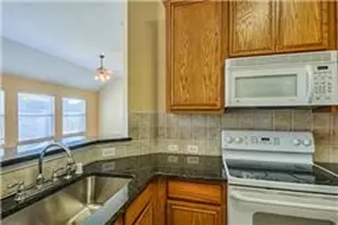 3060 Morning Star Dr, Little Elm, TX 75068 - Photo 9