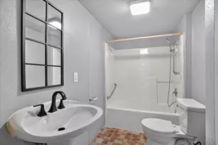 3205 Oak Hill Dr, Granbury, TX 76048 - Photo 19