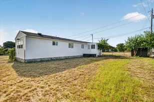 3205 Oak Hill Dr, Granbury, TX 76048 - Photo 21