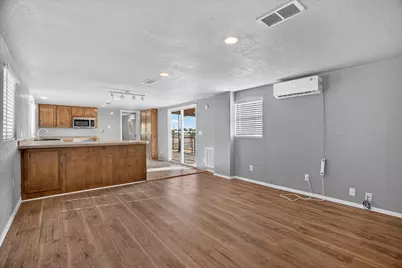 3205 Oak Hill Drive, Granbury, TX 76048 - Photo 3