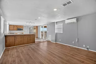 3205 Oak Hill Dr, Granbury, TX 76048 - Photo 3