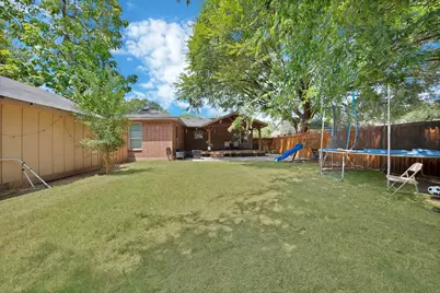 1102 Ash Street, Irving, TX 75060 - Photo 33