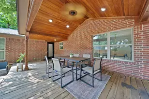 1102 Ash St, Irving, TX 75060 - Photo 31