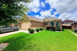 3601 Sabine Dr, Little Elm, TX 75068 - Photo 3
