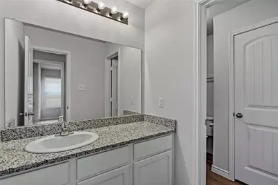 5724 Topwater Trail, Fort Worth, TX 76119 - Photo 17