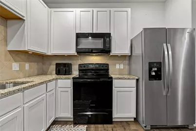 5724 Topwater Trail, Fort Worth, TX 76119 - Photo 13