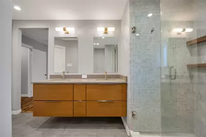 9322 Hunters Creek Drive, Dallas, TX 75243 - Photo 23