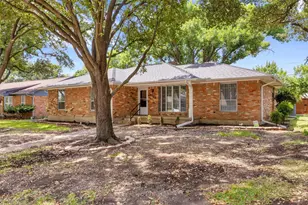 9322 Hunters Creek Dr, Dallas, TX 75243 - Photo 3