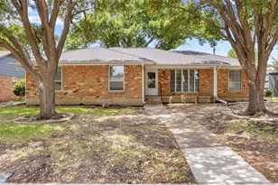 9322 Hunters Creek Dr, Dallas, TX 75243 - Photo 37