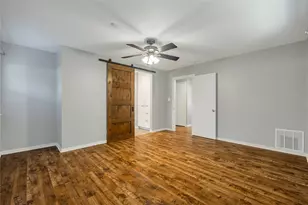 9322 Hunters Creek Dr, Dallas, TX 75243 - Photo 21