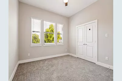 1114 E Woodin Boulevard, Dallas, TX 75216 - Photo 17