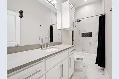 1114 E Woodin Boulevard, Dallas, TX 75216 - Photo 13