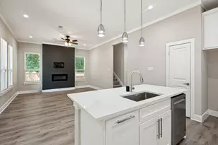 1114 E Woodin Blvd, Dallas, TX 75216 - Photo 11