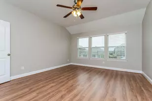 605 England St, Fate, TX 75189 - Photo 3