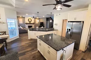 912 Blackstone Dr, Allen, TX 75002 - Photo 7