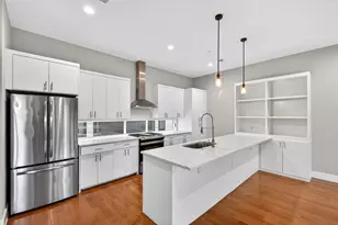 1914 California Dr, Dallas, TX 75204 - Photo 3