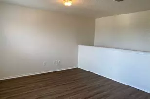 1101 Mustang Ridge Dr, Fort Worth, TX 76052 - Photo 17