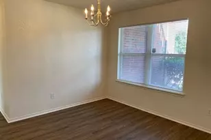 1101 Mustang Ridge Dr, Fort Worth, TX 76052 - Photo 5