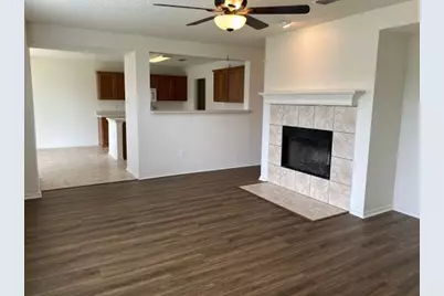 1101 Mustang Ridge Drive, Fort Worth, TX 76052 - Photo 7