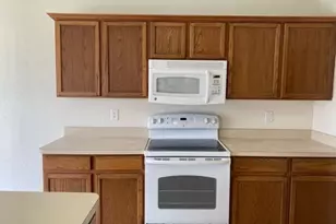 1101 Mustang Ridge Dr, Fort Worth, TX 76052 - Photo 13